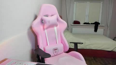 eleganc3 online show from November 2, 6:43 pm