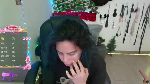 Snapshot of elektra_32 chatting on May 14, 12:34 pm elektra online show from May 14, 12:34 pm