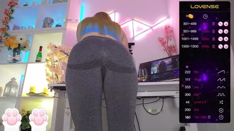 Elena online show from January 25, 8:10 pm