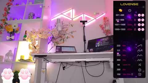 Elena online show from February 24, 9:31 pm