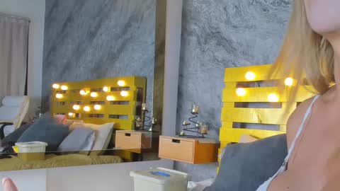 Elena online show from February 23, 7:17 pm