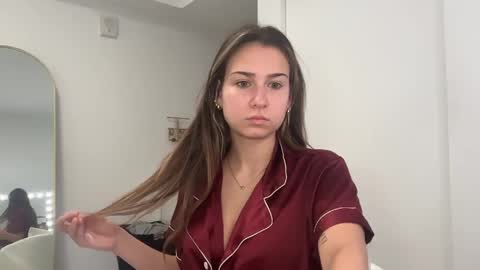 Elena online show from April 2, 4:37 pm