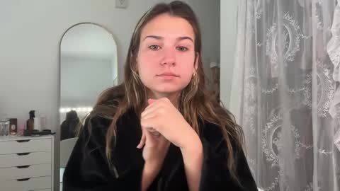 Elena online show from May 5, 2:14 pm