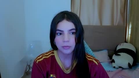 Snapshot of elenna_hotx chatting on July 4, 7:20 pm agnes online show from July 4, 7:20 pm