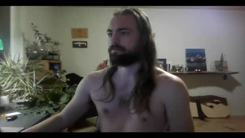 Snapshot of elephantfox chatting on February 20, 5:55 am fox online show from February 20, 5:55 am