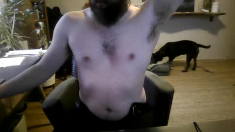 Snapshot of elephantfox chatting on November 24, 12:10 am fox online show from November 24, 12:10 am