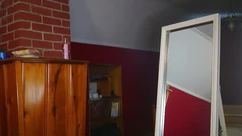 Emma online show from February 6, 7:17 pm