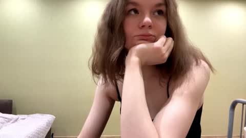 Mila online show from March 7, 5:32 pm