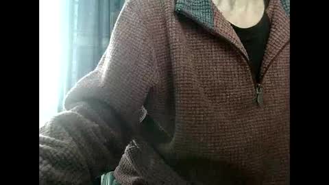 elfyonee online show from December 21, 9:55 am