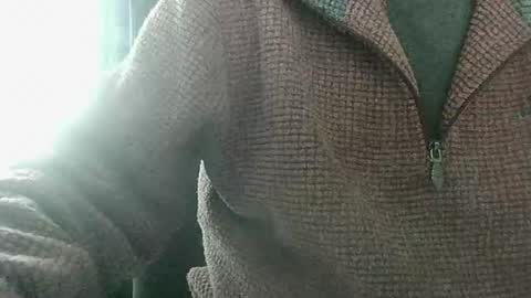 elfyonee online show from January 15, 10:27 am