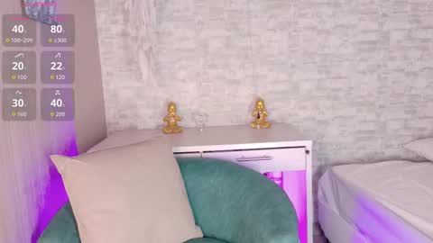 Snapshot of eli_swann chatting on October 16, 12:28 pm Elizabeth online show from October 16, 12:28 pm