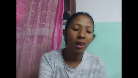 eliah193653 online show from May 28, 6:10 am