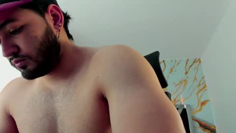 Elian online show from March 28, 2:38 pm