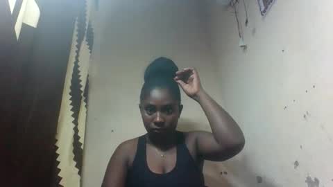 eliannee online show from December 16, 11:26 am