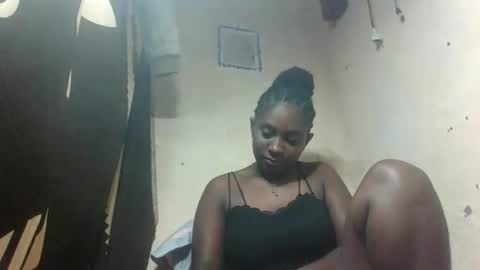 eliannee online show from January 9, 6:49 am