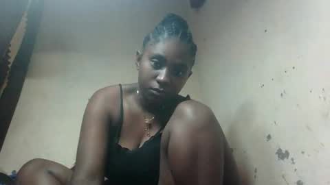 eliannee online show from January 14, 7:30 pm