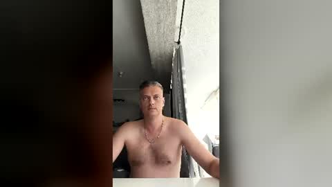 eliassxxx online show from August 1, 6:12 am