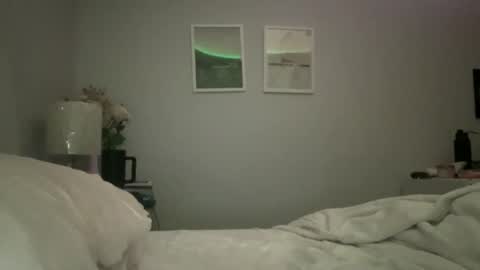 elibabyyy2 online show from March 23, 5:44 am