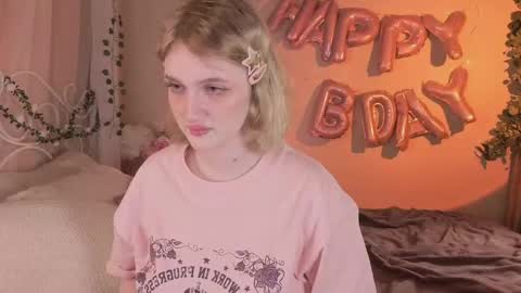 Ellie online show from April 9, 5:29 am