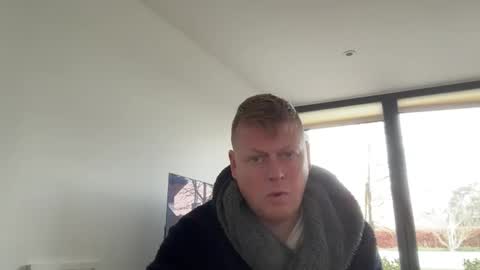 Snapshot of eliepa chatting on February 12, 2:45 pm CabinCrewDrew online show from February 12, 2:45 pm