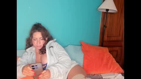 Snapshot of elif__girasol chatting on March 4, 6:07 pm elifgirasol online show from March 4, 6:07 pm