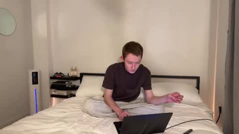 Eli Grayson online show from December 23, 1:47 am