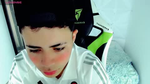 bby-santy online show from December 6, 1:33 pm