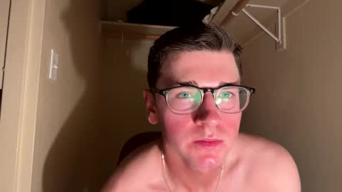 elijahkinky24 online show from May 11, 10:51 pm