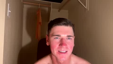 elijahkinky24 online show from May 15, 11:34 pm