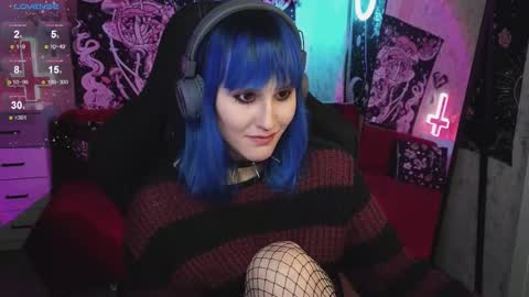 Snapshot of elika_kay chatting on February 21, 11:54 pm  MORE ME   online show from February 21, 11:54 pm