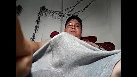 elimposstor online show from December 1, 10:10 pm