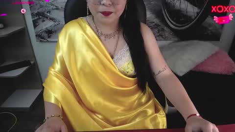 Snapshot of elinaax chatting on February 11, 9:09 pm Elina online show from February 11, 9:09 pm