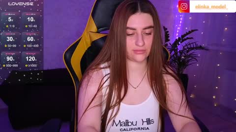 Elina online show from December 9, 8:54 pm