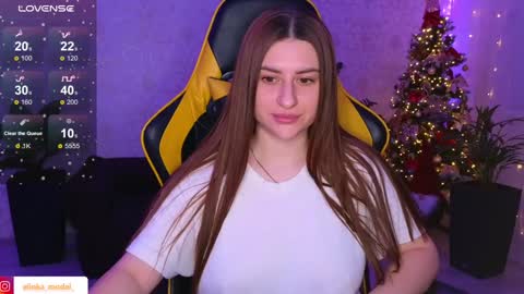 Elina online show from December 15, 6:48 pm