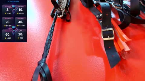 Elinne hendrix  online show from October 5, 12:25 pm