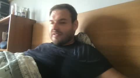 Snapshot of eliot26 chatting on July 5, 10:44 am e26 online show from July 5, 10:44 am