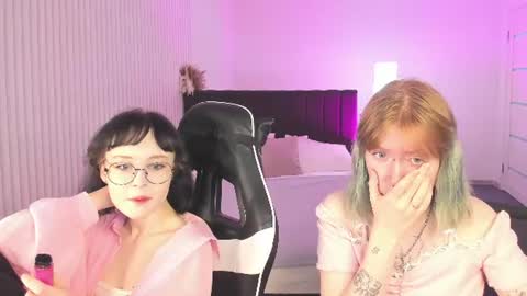 Snapshot of elira_vane chatting on June 17, 11:12 am Elira Vane online show from June 17, 11:12 am