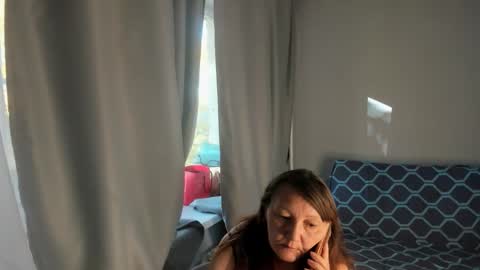 Snapshot of elis_gabbi chatting on September 27, 7:57 am Elis online show from September 27, 7:57 am