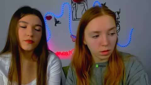 Snapshot of elis_sunny chatting on February 22, 6:46 am elis_sunny online show from February 22, 6:46 am