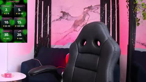 ELISSA online show from November 5, 9:15 pm