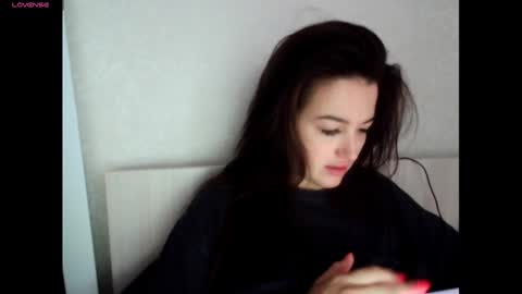 elisa_dove208 online show from September 10, 4:01 am