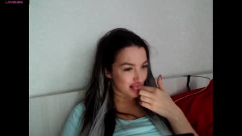 elisa_dove208 online show from October 23, 6:34 am