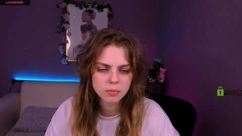 elisa_rise online show from March 14, 11:59 am