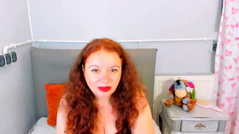 Snapshot of elisabethxsweet chatting on July 17, 5:07 pm ElisabethXSweet online show from July 17, 5:07 pm