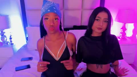 elisabettamonroy online show from November 12, 5:35 pm