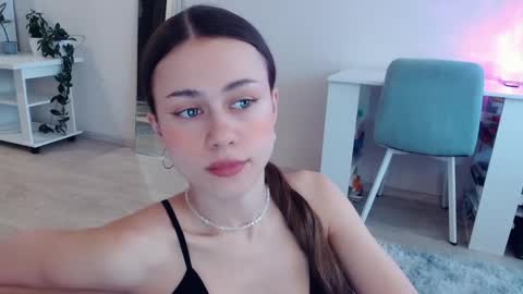 Elis online show from February 7, 6:28 am