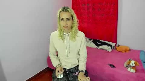 elisdarling online show from January 13, 5:18 pm