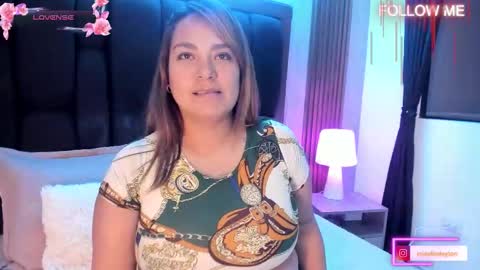 ELISE LEYTON online show from November 11, 10:21 pm