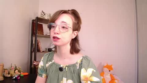 elise_nyx online show from June 3, 11:57 am
