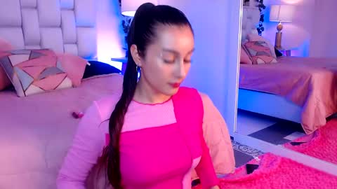 ELISE online show from May 30, 3:58 am